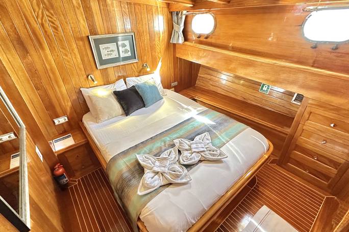 Superior Double Cabin