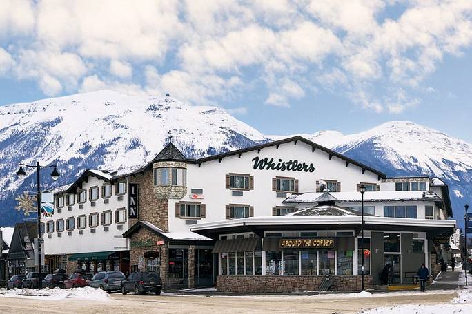 Whistlers Inn Hotel