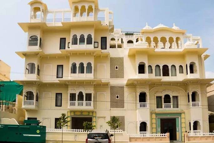 Hotel Amar Kothi or similar - Udaipur