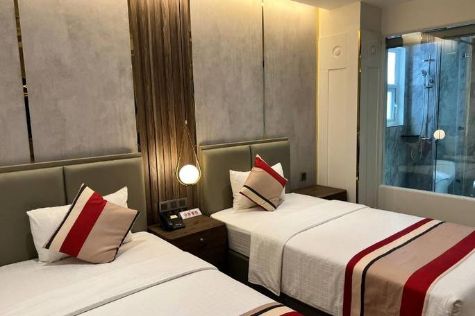 Acnos Saigon Hotel 3⭐⭐⭐ or similar