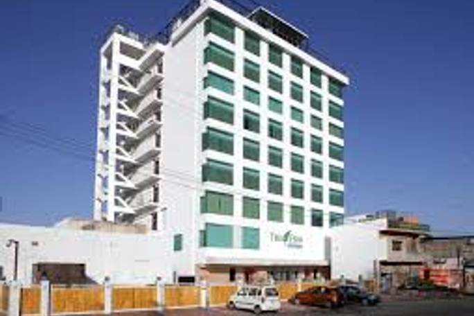 Hotel The Fern Residency