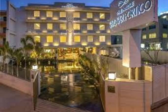 Hotel Deventure Sarovar Portico
