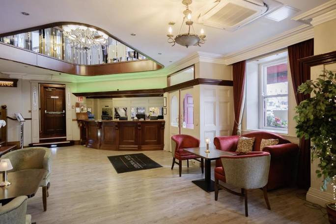 Located in the the heart of Donegal Town, the Central offers varied dining, regular live entertainment and complimentary leisure facilities. The hotel offers free WiFi throughout the hotel and a restaurant offering Irish produce.