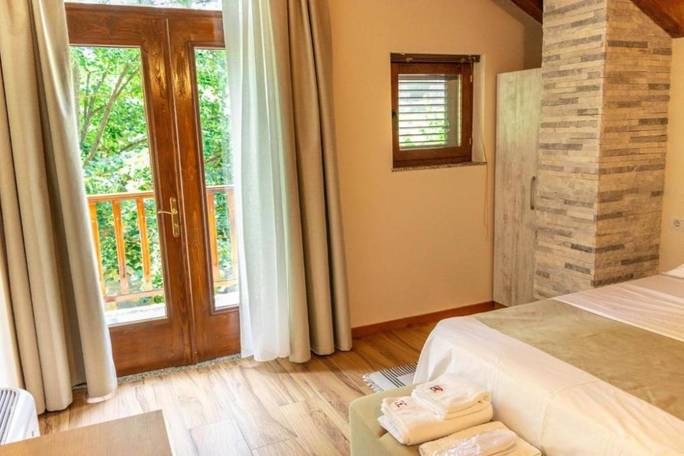 Tamare guesthouse room — planned accommodation or similar