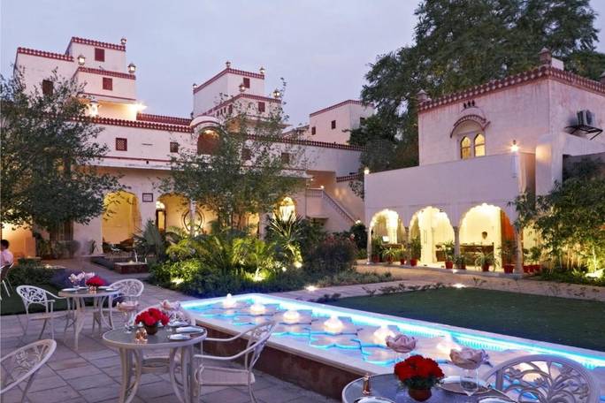 Hotel Mandawa Haveli or similar - Mandawa