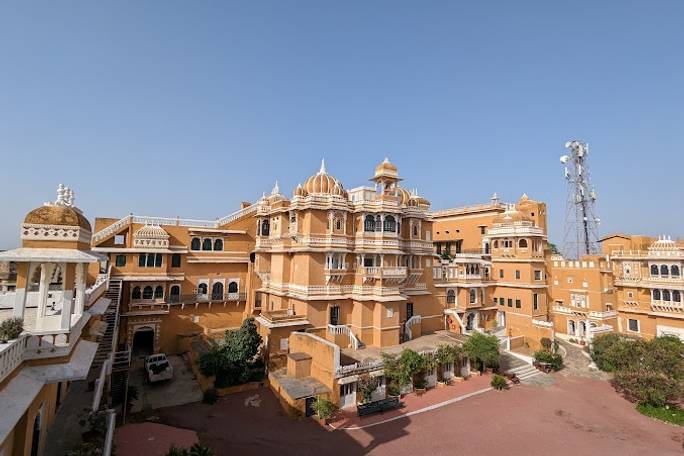 Hotel Deogarh Mahal or similar - Deogarh