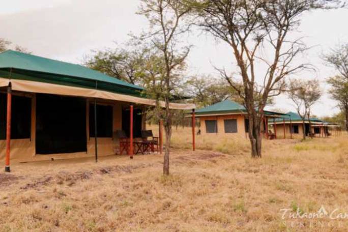 Tukaone Camps Serengeti