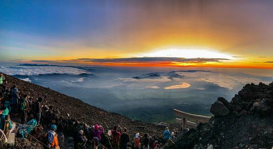 Sunrise view from the summit of Mount Fuji
