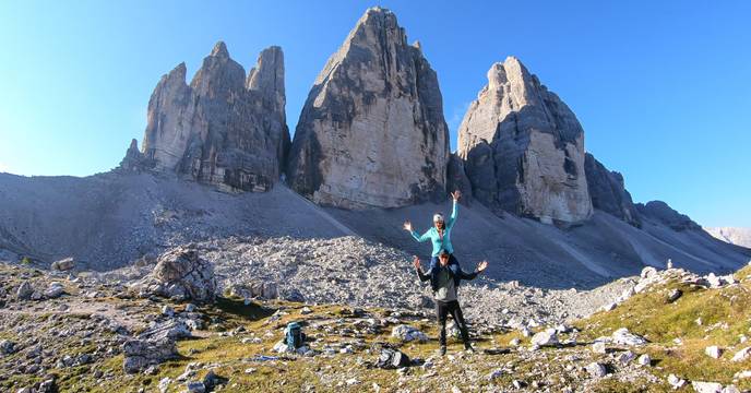Couple in front of the Tre Cime di Lavaredo peaks