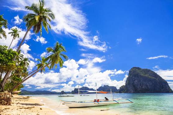 Beach in El Nido