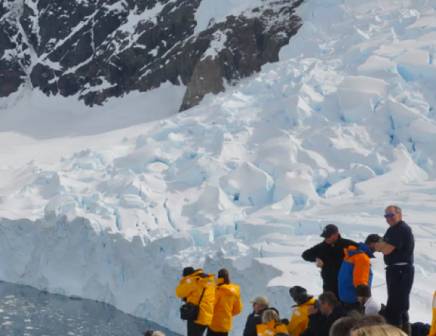 kayaking tours for seniors