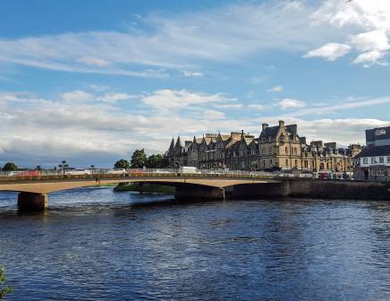 kayaking tours in inverness