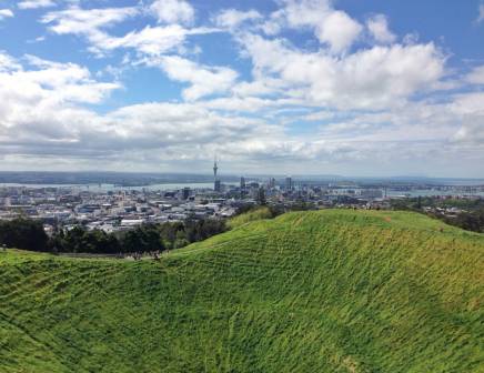 Panorama view of Auckland City and Waitemata Harbour.