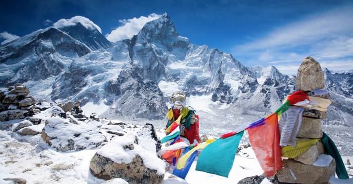 Everest base camp backpacking trips