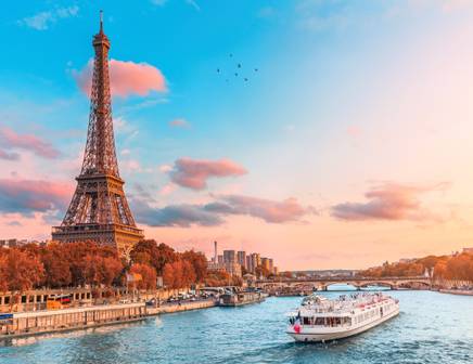 eiffel tower and seine in autumn