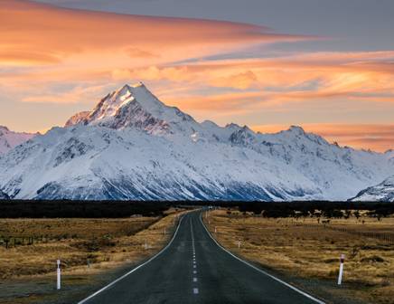 mount cook in new zealand