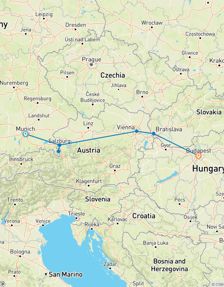 Magische Weihnachtsmärkte: München bis Budapest Rundreise