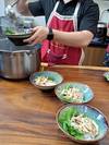 Photo d'avis client sur Cours de cuisine en petit groupe avec visite du marché : Cueillette gratuite, livre de recettes, vin à volonté et bien plus encore ! 1