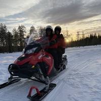 Photo de voyageur Aurore boréale et Igloo en verre #2