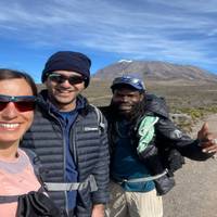 11 días de escalada al Kilimanjaro ruta del circuito norte. - alojamiento y transporte incluidos: foto del viajero #1