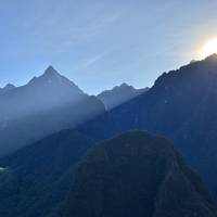 Photo de voyageur Vallée sacrée, petit sentier inca et montagne de l