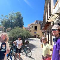 Photo de voyageur Excursion guidée en E-Bike à la découverte des îles : Égine, Agistri, Poros, Hydra, Epidaure, Némée, Nauplie #1