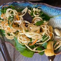 Photo de voyageur Cours de cuisine en petit groupe avec visite du marché : Cueillette gratuite, livre de recettes, vin à volonté et bien plus encore ! #1