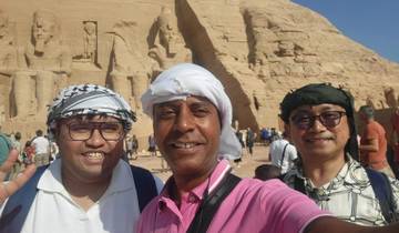 Group of people in front of Abu Simbel temple.