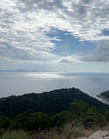 Scenic view of sea and islands.