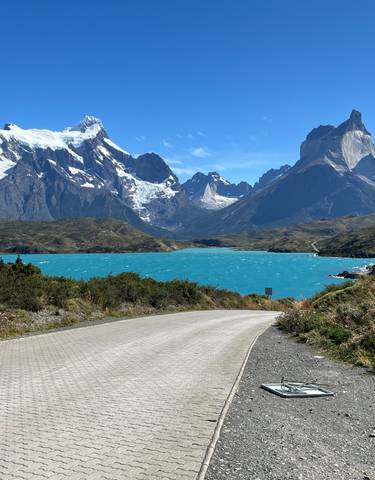 Breathtaking view of mountains with turquoise water.