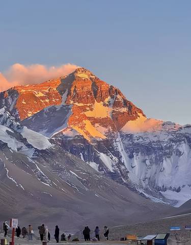 Majestic view of Mount Everest at sunset.