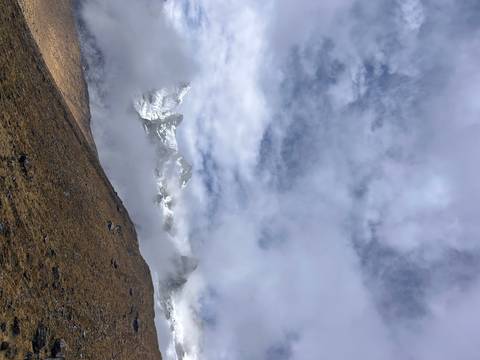 Cloudy mountain peaks