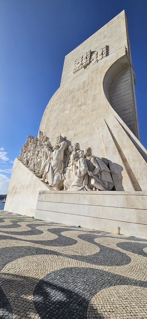 Monument with sculpted figures on a wall