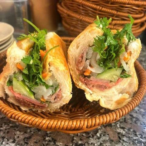 foto de reseña de cliente de Excursión a la Comida Callejera de Hanoi - Experiencia de degustación auténtica - Excursión en grupo