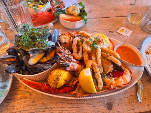 A lavish seafood platter with mussels and prawns.