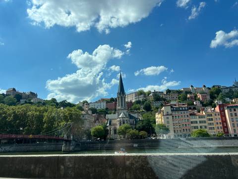 A trip to admire the beautiful scenery of the Rhône valley (port-to-port cruise) - MISTRAL customer review photo
