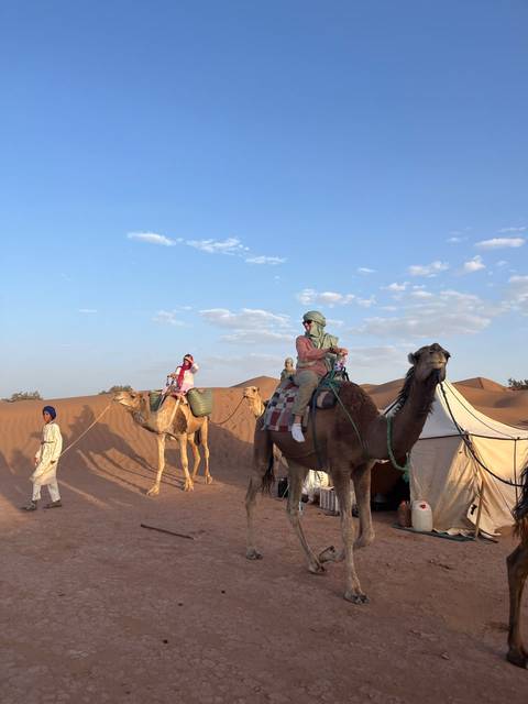 Klantbeoordelingsfoto van 5 dagen van Mhamid naar Erg Chigaga: kamelentocht door de Sahara | Blue Turbans Adventures