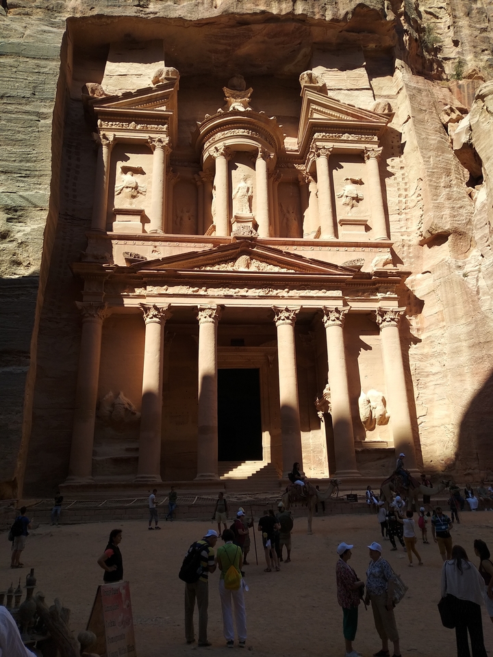 Le Trésor de Pétra avec des détails nets et un éclairage riche.