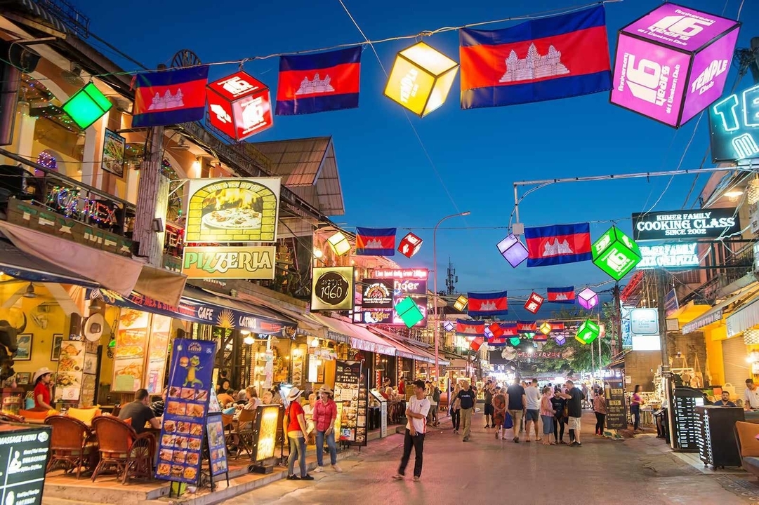 Lively street market with shoppers