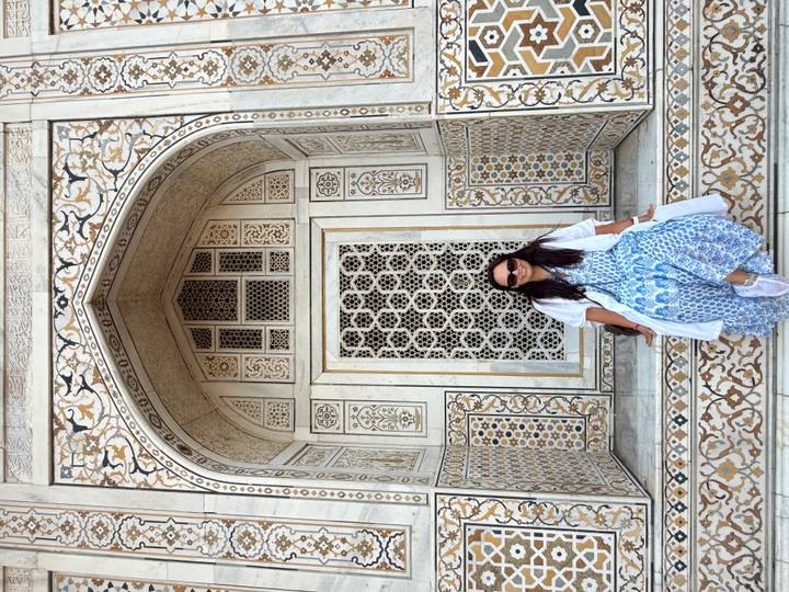 Travail complexe d'incrustation de marbre au tombeau d'Itimad-ud-Daulah.