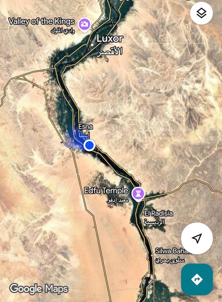 Mobile map screenshot showing Esna and Edfu Temple along the Nile in Egypt.