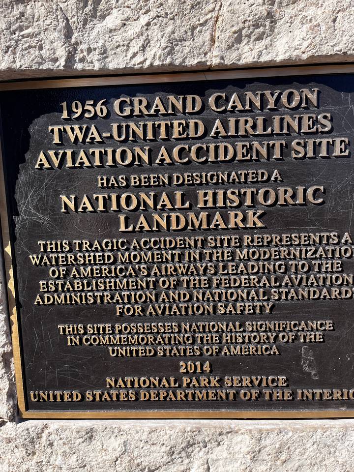 Plaque commemorating a historical event