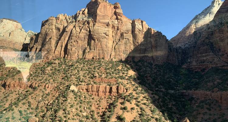 Formations rocheuses dans le parc national de Zion.