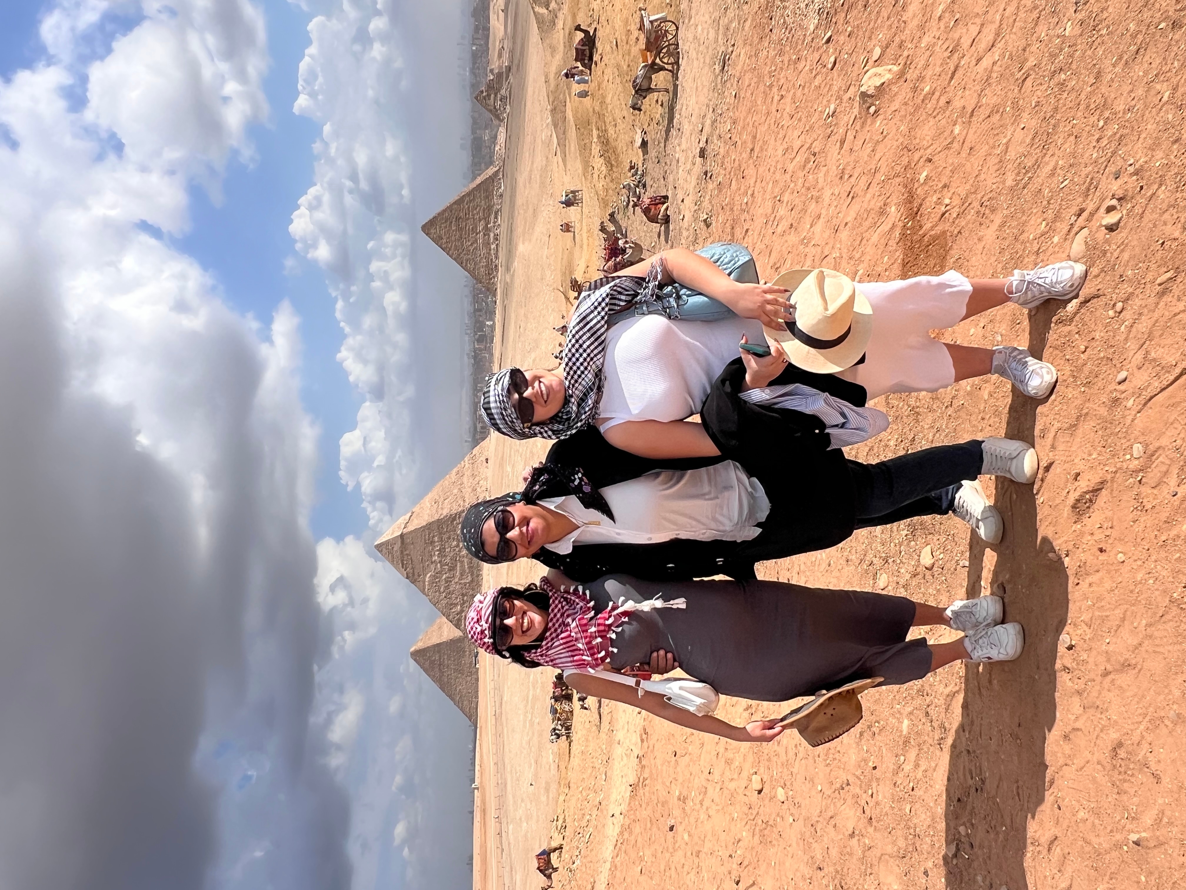 Ägypten 10 Tage Erlebnisreise (Pyramiden & GEM _ Nilkreuzfahrt _ Hurghada Rotes Meer) customer review photo 1