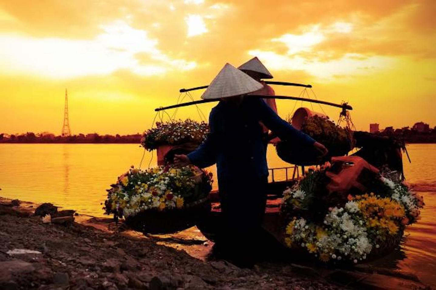 Footsteps Indochina Travel