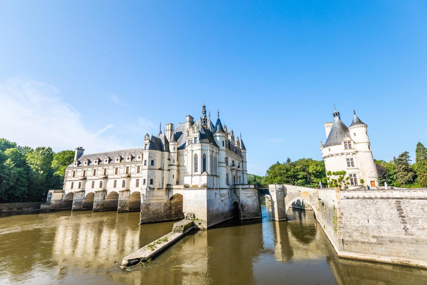 French Side Travel