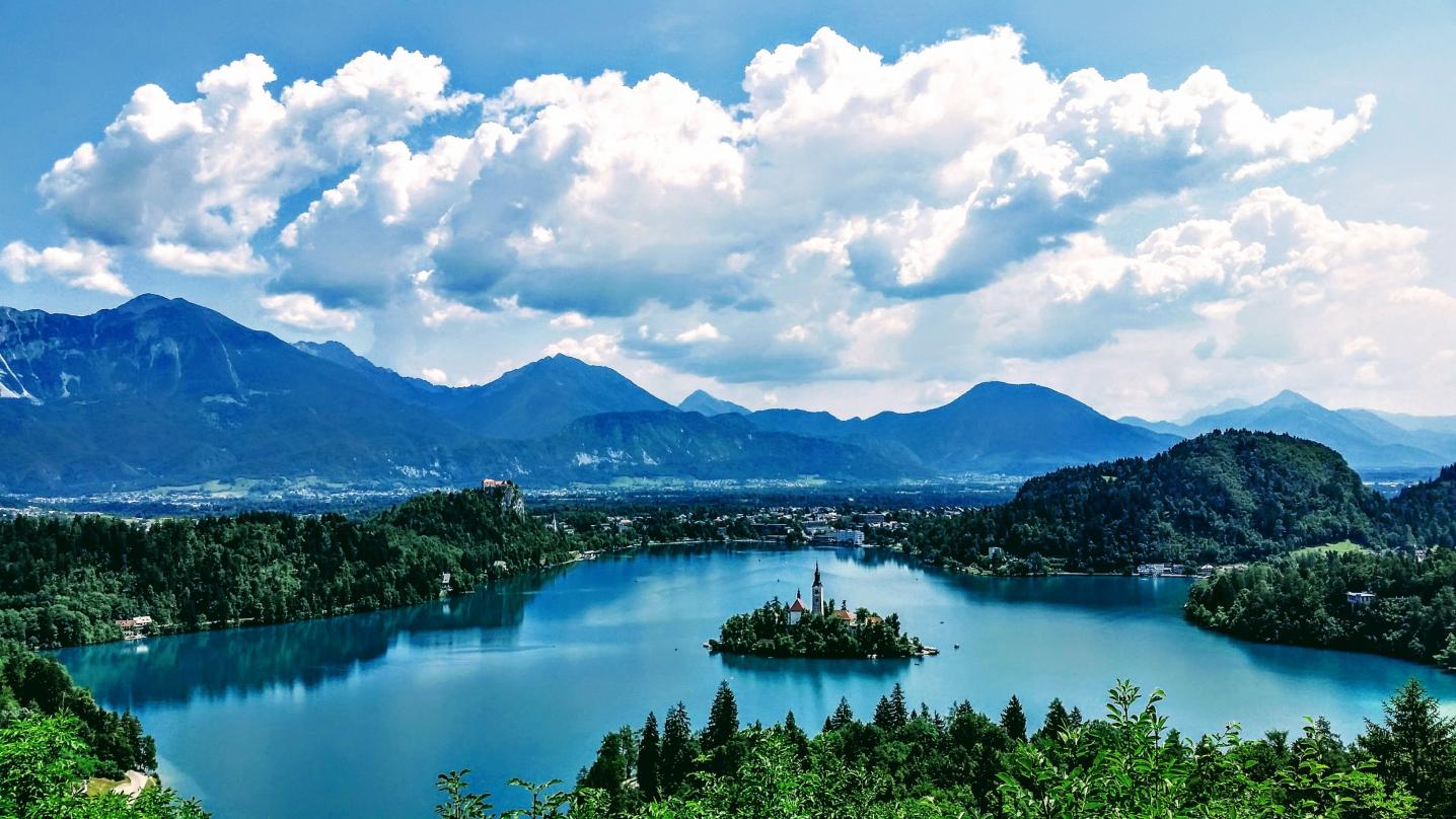 Slovenia Explorer