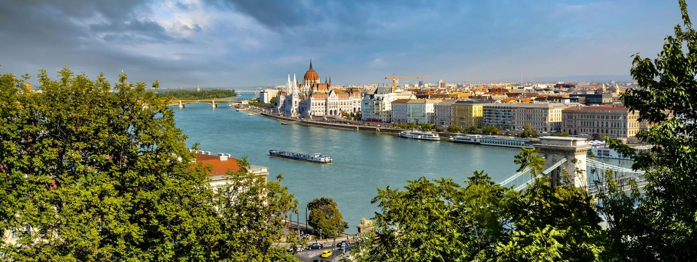 River Cruises and Cruise Tours from Prague to Budapest