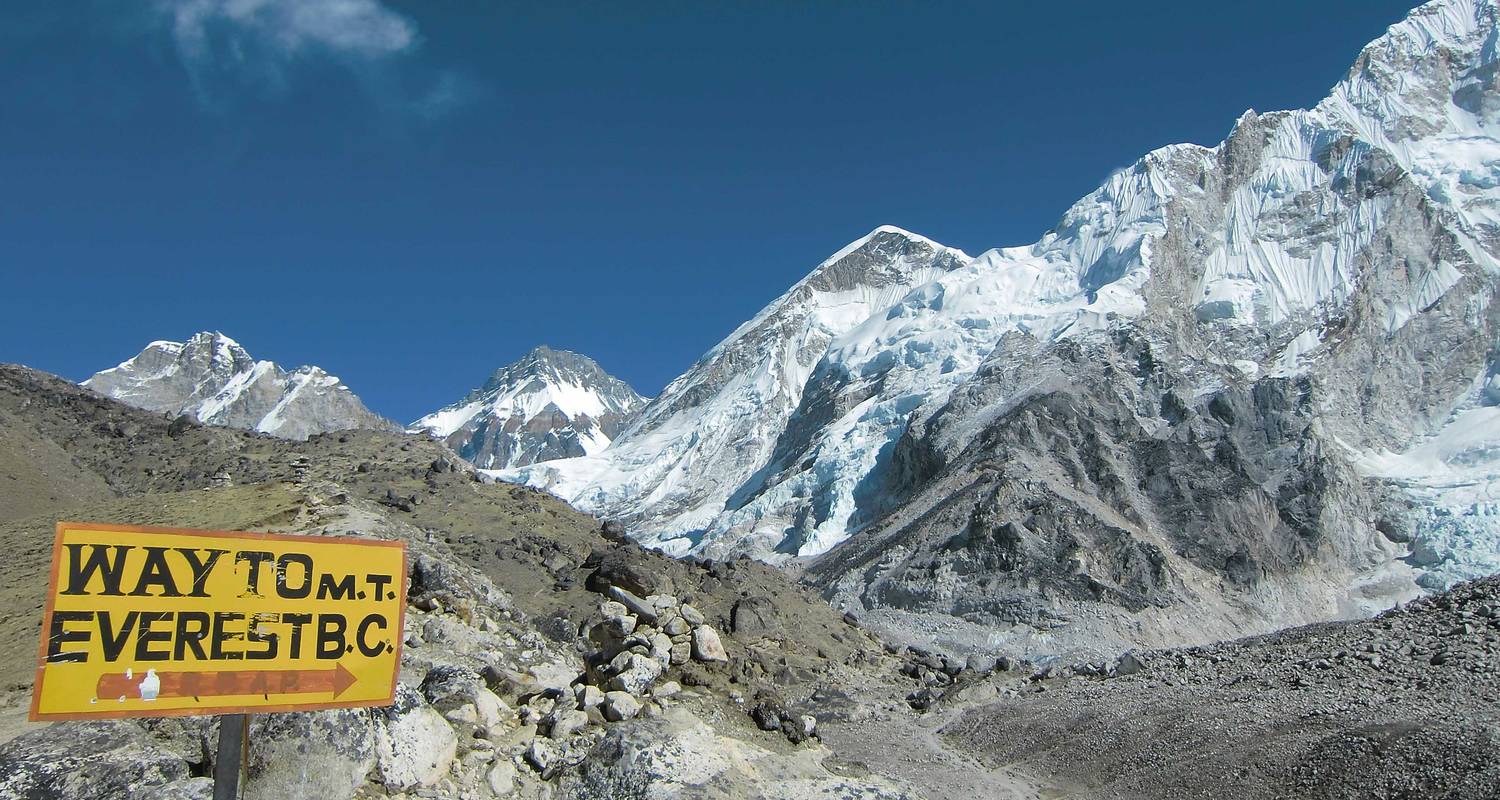Excursión al campamento base del Everest - Outfitter Nepal Treks and Expeditions