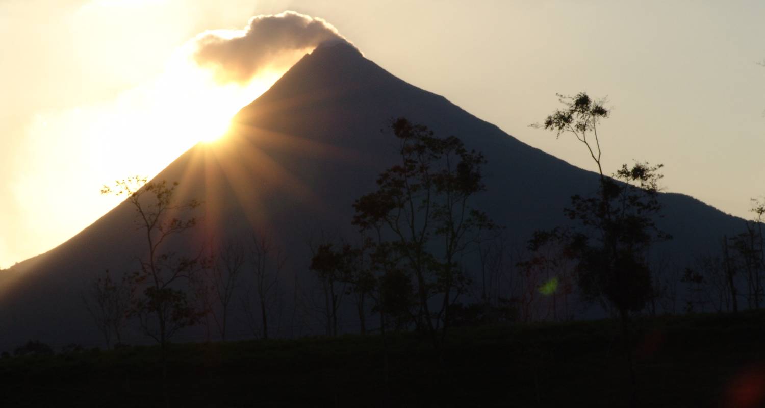 Arenal Volcano & Monteverde Cloud Forest, Costa Rica (Superior Package) - Green World Adventures